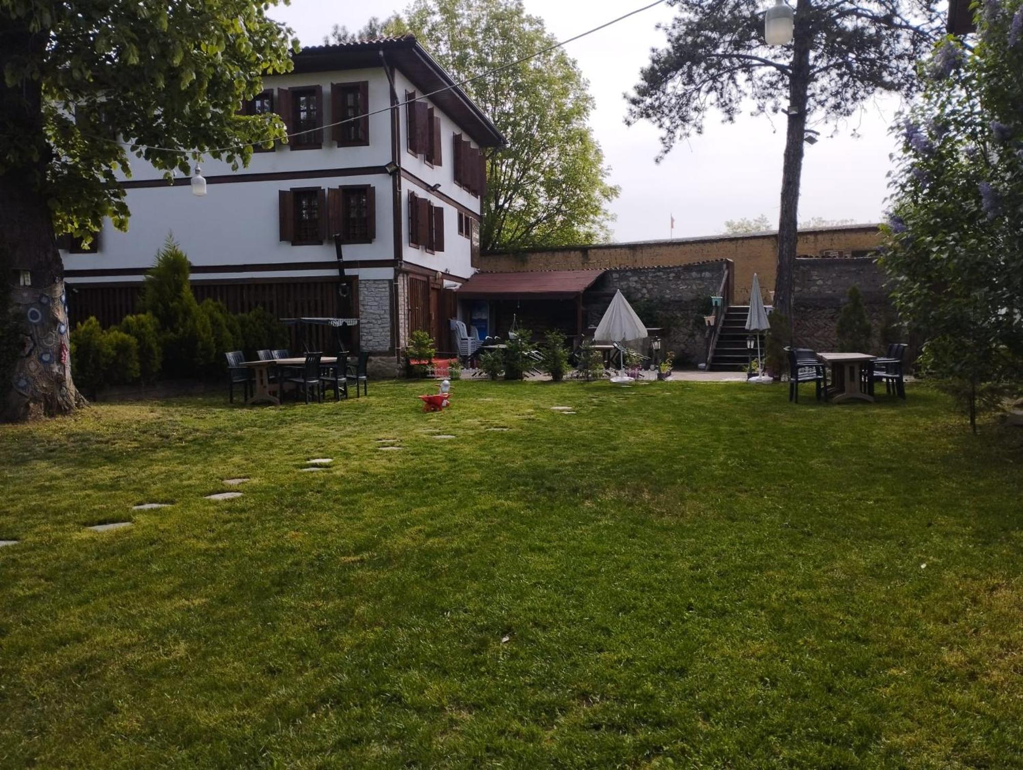 Готель Mehmet Efendi Ottoman Mansion Garden Сафранболу Екстер'єр фото