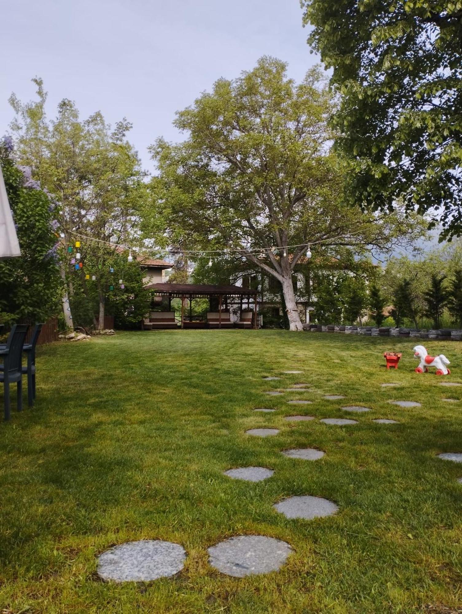 Готель Mehmet Efendi Ottoman Mansion Garden Сафранболу Екстер'єр фото